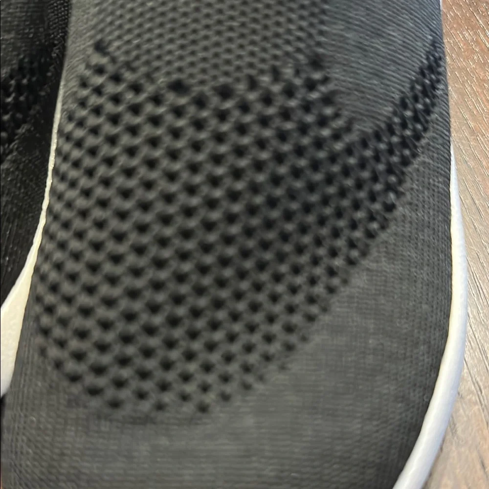GAP Kids Slip On Sneakers Black Toddler Size 12 Lightweight